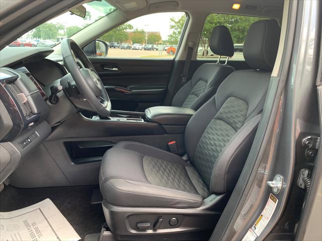 used 2022 Nissan Pathfinder car, priced at $24,943