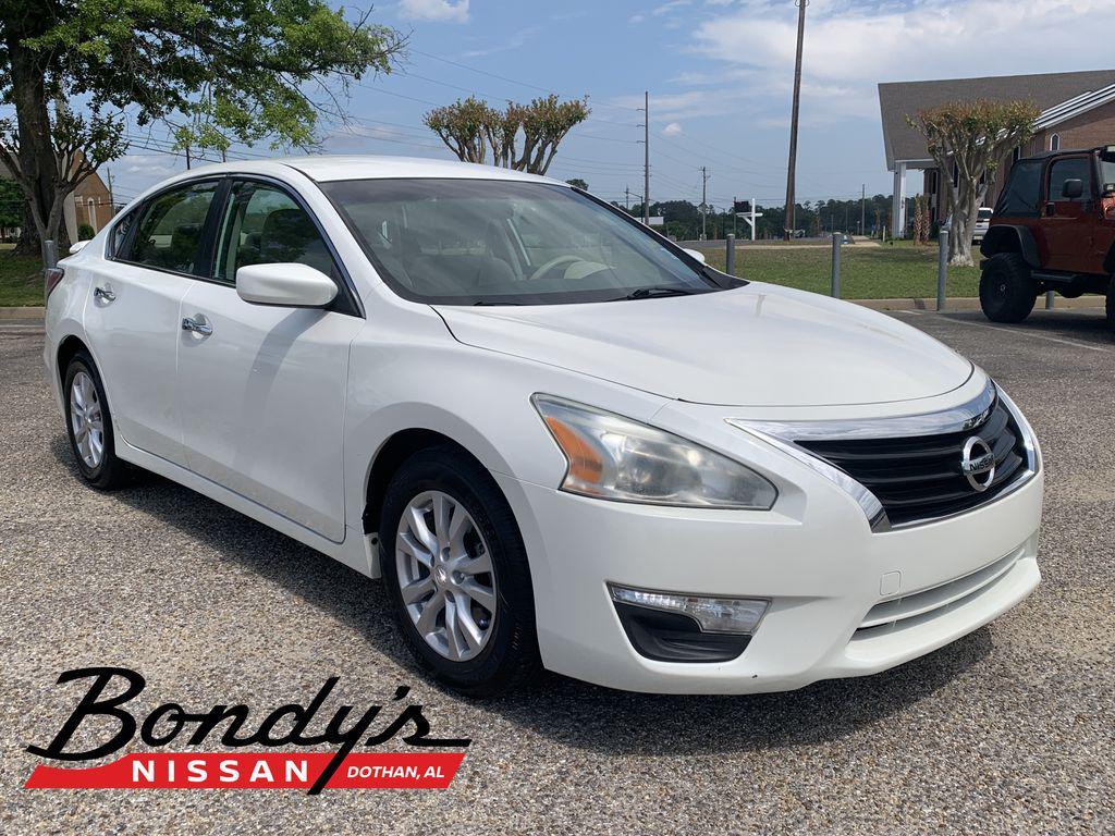used 2014 Nissan Altima car, priced at $8,189