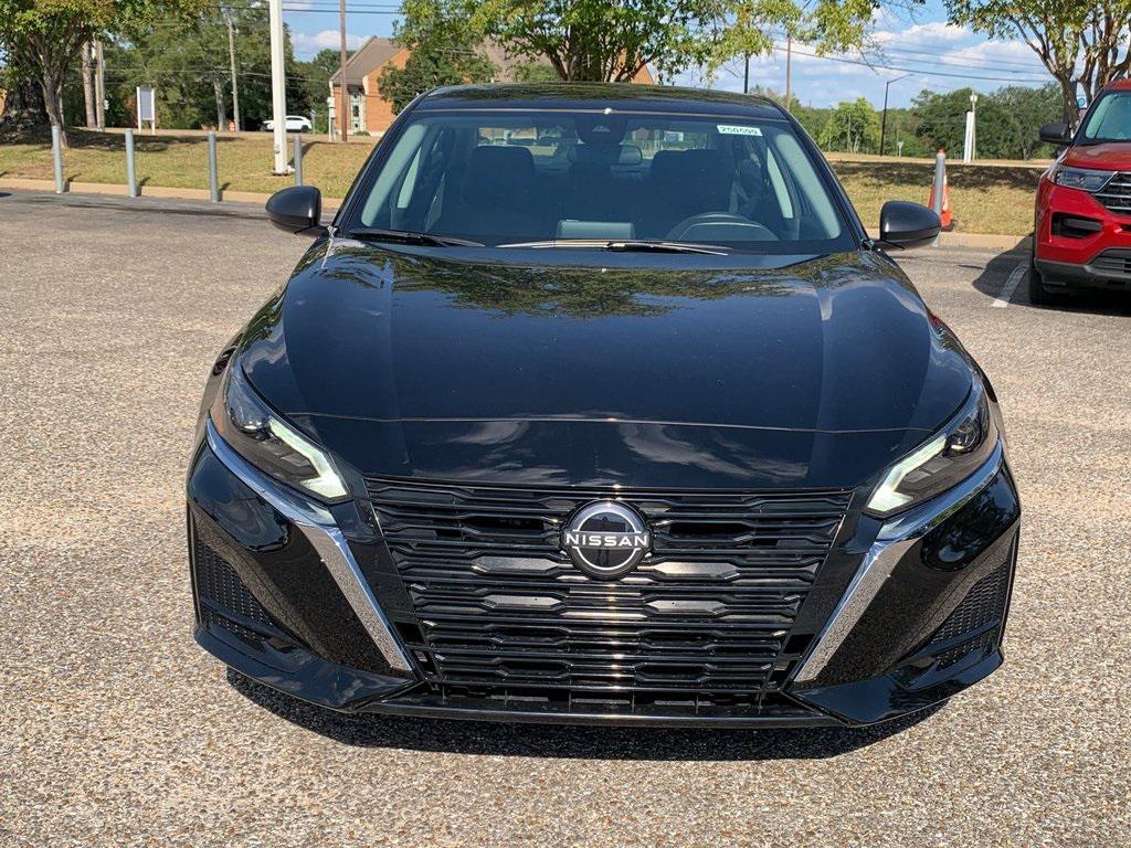 new 2025 Nissan Altima car, priced at $25,084