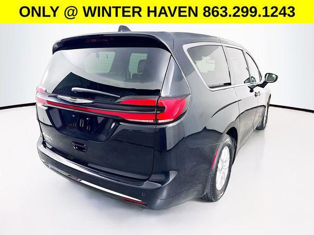 used 2024 Chrysler Pacifica car, priced at $25,735