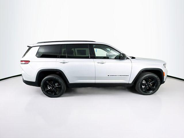 new 2025 Jeep Grand Cherokee L car, priced at $38,500