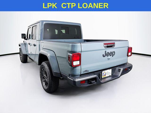 new 2026 Jeep Gladiator car, priced at $40,500