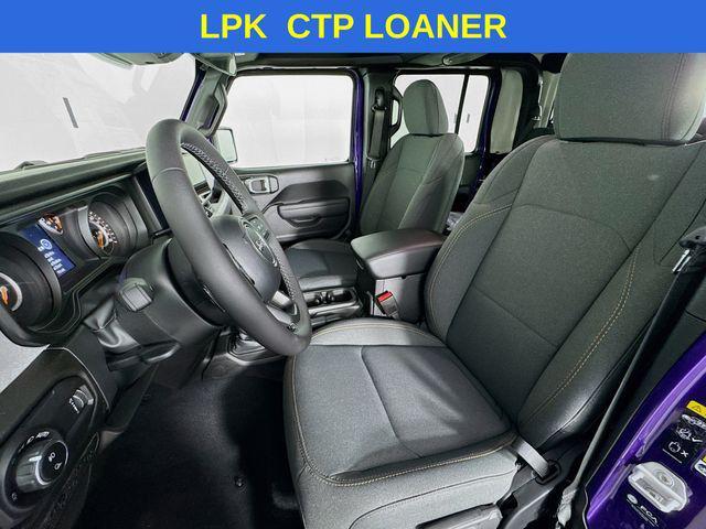 new 2026 Jeep Gladiator car, priced at $40,500