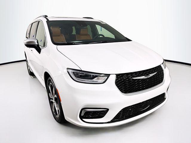 new 2026 Chrysler Pacifica car, priced at $55,380