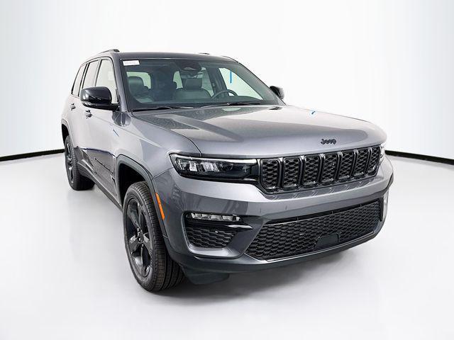new 2025 Jeep Grand Cherokee car, priced at $42,500