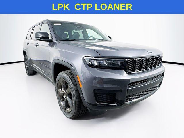 new 2025 Jeep Grand Cherokee L car, priced at $42,000
