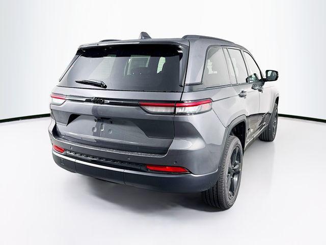new 2025 Jeep Grand Cherokee car, priced at $39,500