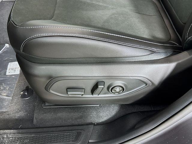 new 2025 Jeep Grand Cherokee car, priced at $39,500