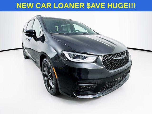 new 2026 Chrysler Pacifica car, priced at $44,000