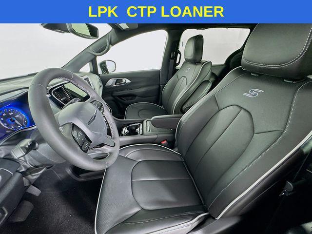 new 2026 Chrysler Pacifica car, priced at $43,000