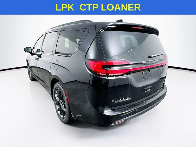 new 2026 Chrysler Pacifica car, priced at $43,000