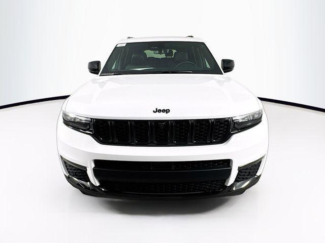 new 2025 Jeep Grand Cherokee L car, priced at $43,000
