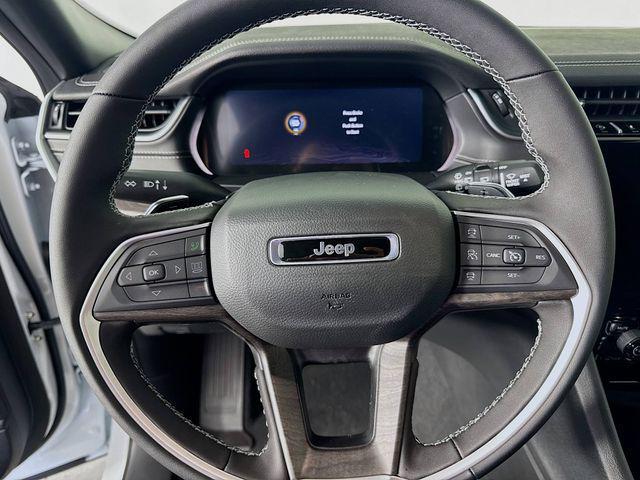 new 2025 Jeep Grand Cherokee L car, priced at $43,000