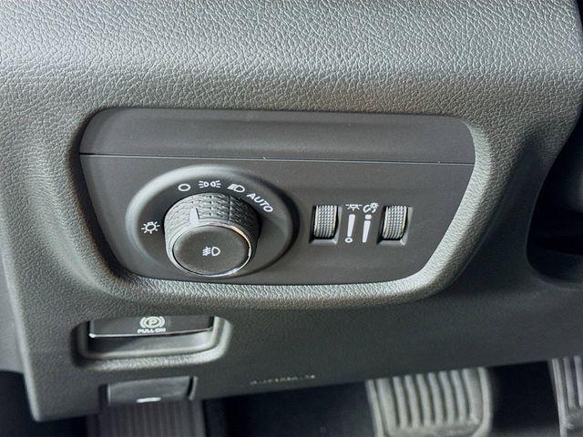 new 2025 Jeep Grand Cherokee L car, priced at $43,000