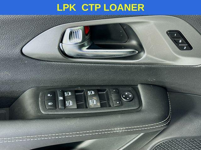 new 2026 Chrysler Pacifica car, priced at $40,000