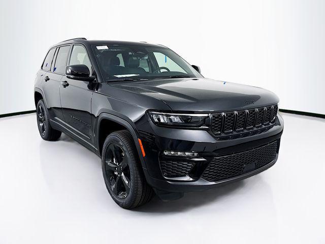 new 2025 Jeep Grand Cherokee car, priced at $42,500
