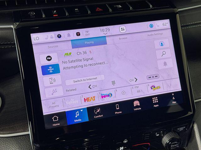 new 2025 Jeep Grand Cherokee car, priced at $42,500