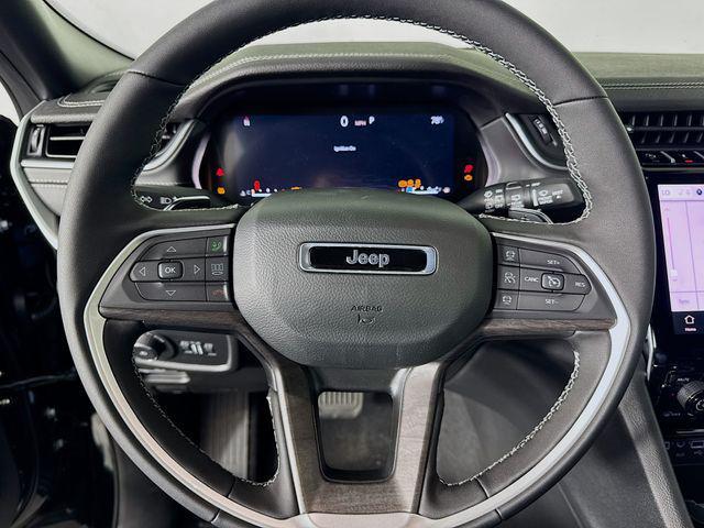 new 2025 Jeep Grand Cherokee car, priced at $42,500