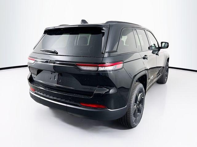 new 2025 Jeep Grand Cherokee car, priced at $42,500