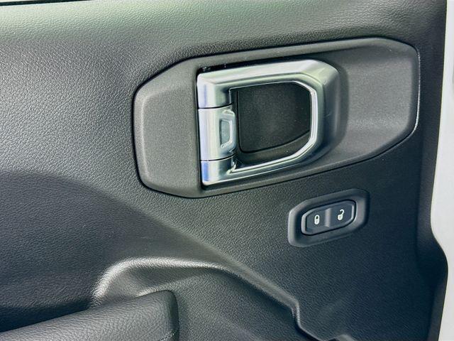 new 2026 Jeep Wrangler car, priced at $43,095