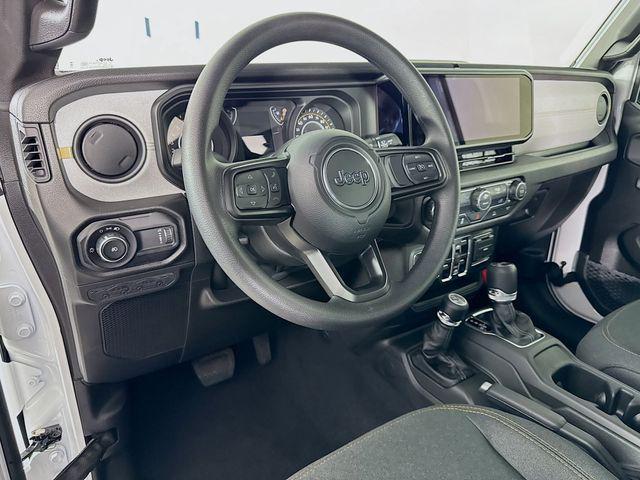 new 2026 Jeep Wrangler car, priced at $43,095