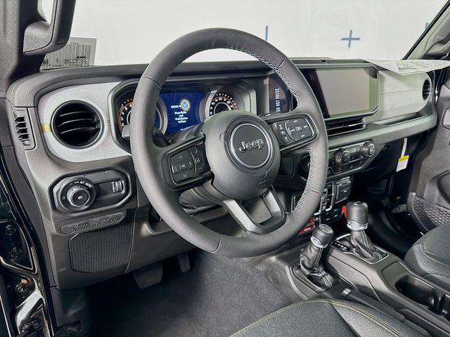 new 2025 Jeep Wrangler car, priced at $44,000