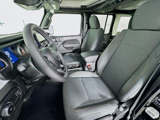 new 2025 Jeep Wrangler car, priced at $44,000