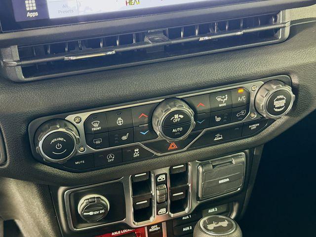 new 2025 Jeep Wrangler car, priced at $44,000