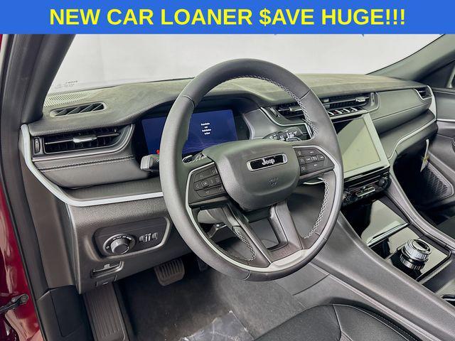 new 2025 Jeep Grand Cherokee car, priced at $34,000