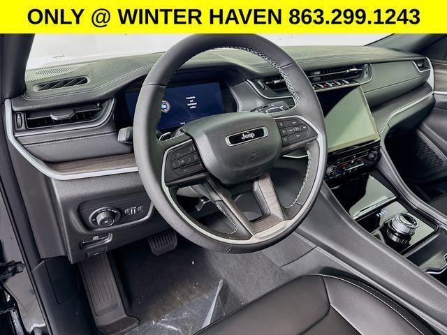 new 2025 Jeep Grand Cherokee car, priced at $45,500