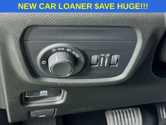 new 2025 Jeep Grand Cherokee car, priced at $31,500