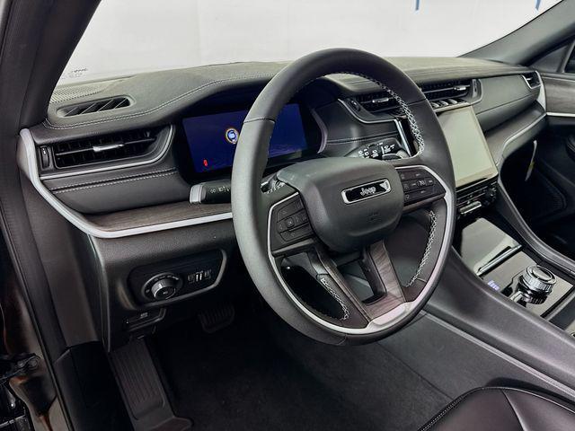 new 2025 Jeep Grand Cherokee L car, priced at $45,500