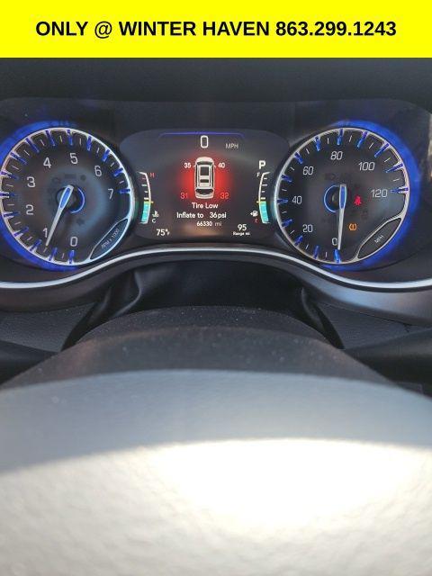 used 2023 Chrysler Pacifica car, priced at $23,137