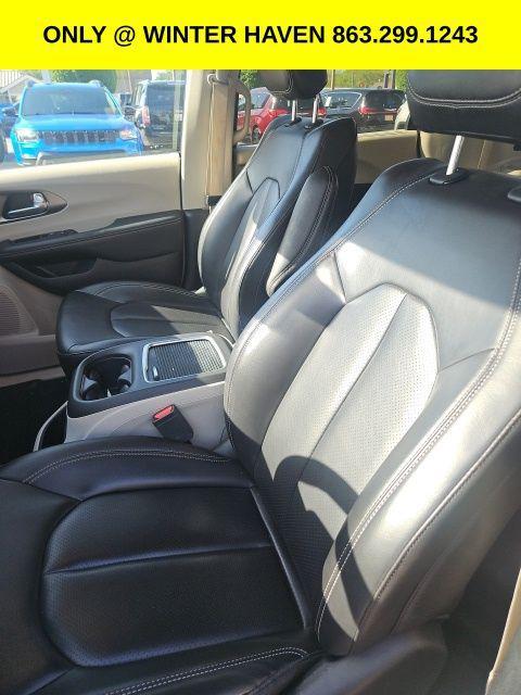 used 2023 Chrysler Pacifica car, priced at $23,137
