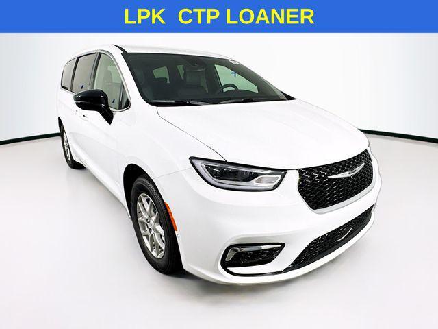 new 2025 Chrysler Pacifica car, priced at $39,500