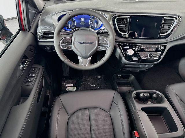 new 2026 Chrysler Pacifica car, priced at $40,000
