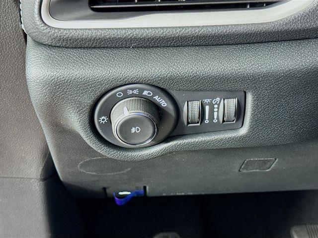 new 2026 Chrysler Pacifica car, priced at $40,000