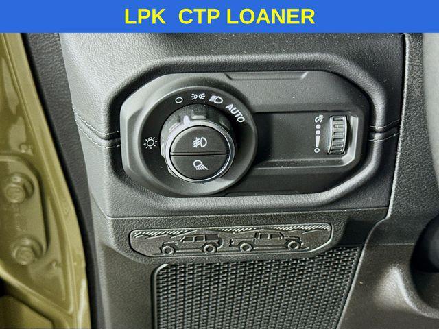 new 2025 Jeep Gladiator car, priced at $47,000