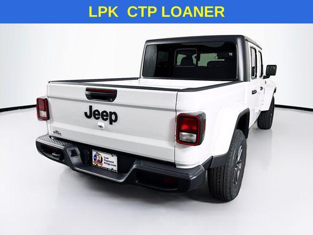 new 2026 Jeep Gladiator car, priced at $43,000