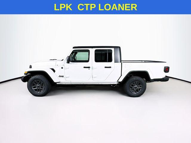 new 2026 Jeep Gladiator car, priced at $43,000