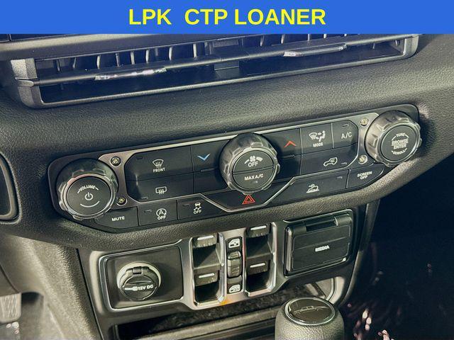 new 2026 Jeep Gladiator car, priced at $43,000