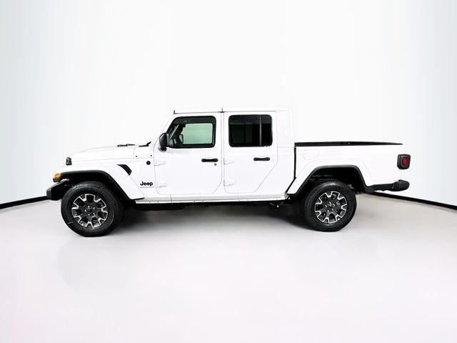 new 2026 Jeep Gladiator car, priced at $45,500