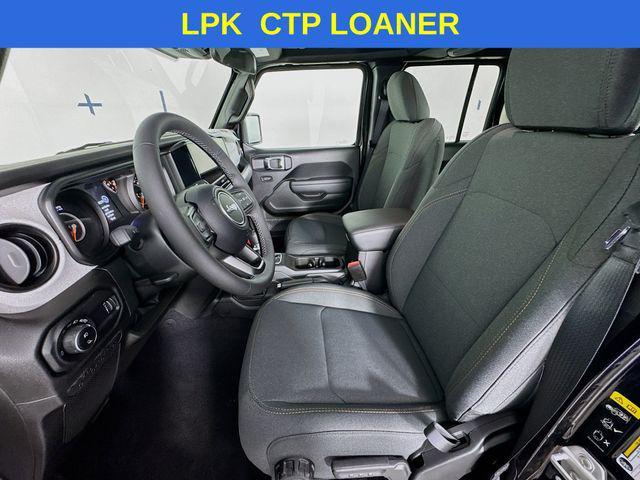 new 2025 Jeep Gladiator car, priced at $38,000