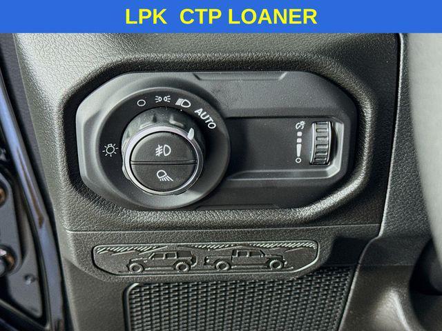 new 2025 Jeep Gladiator car, priced at $38,000