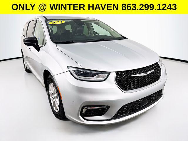 used 2024 Chrysler Pacifica car, priced at $23,800