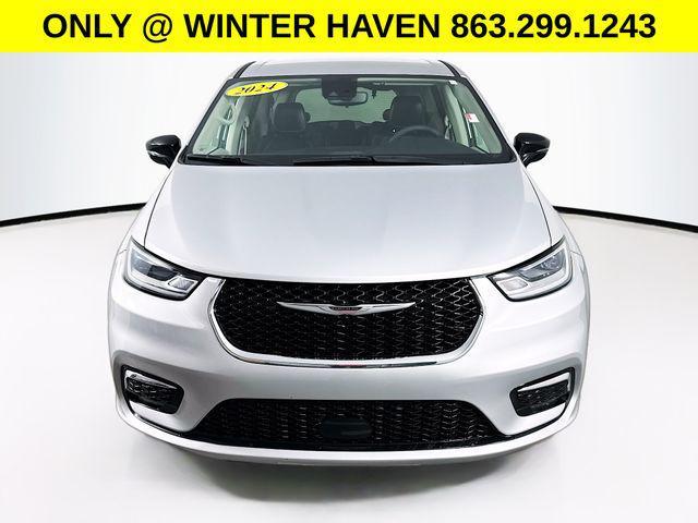 used 2024 Chrysler Pacifica car, priced at $23,800