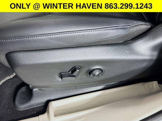 used 2024 Chrysler Pacifica car, priced at $23,800