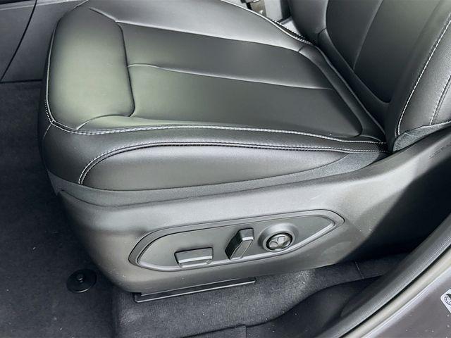 new 2025 Jeep Grand Cherokee car, priced at $48,000