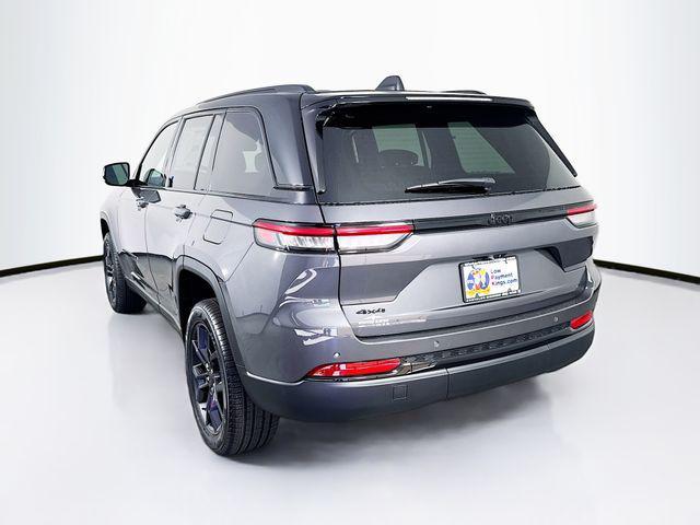 new 2025 Jeep Grand Cherokee car, priced at $48,000