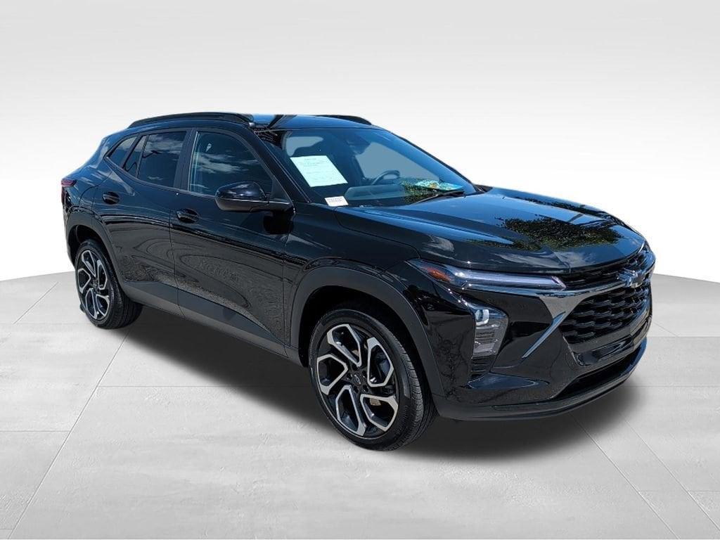 used 2025 Chevrolet Trax car, priced at $21,981